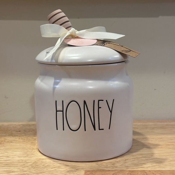 NWTS Rae Dunn Artisans Collection Ceramic Honey Jar With Lid & Wood Spoon. - Picture 1 of 7